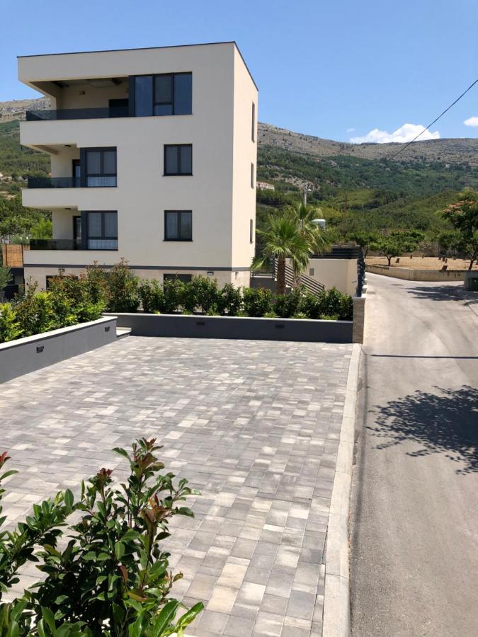 Apartments Villa 19 Podstrana Exteriör bild